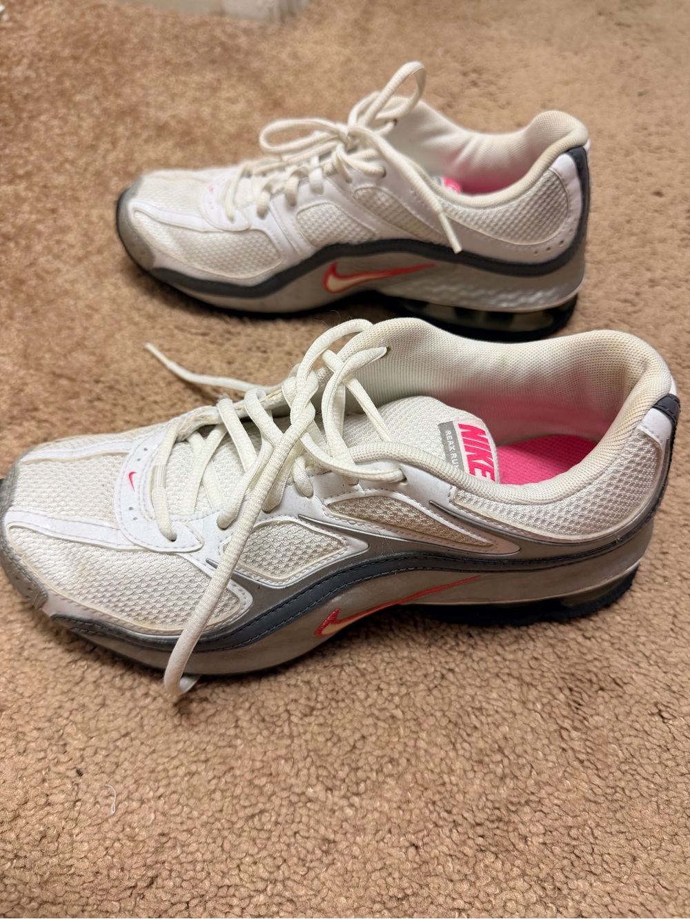 Nike Women’s White & Pink Athletic Sneakers